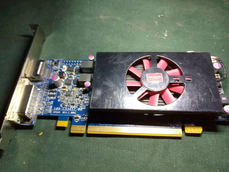 Dead AMD Graphics Card - 1GB DDR5 128Bit Scrap Value 0