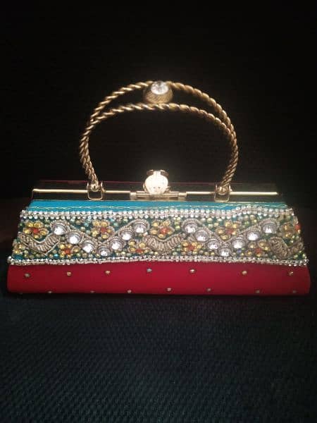 bride purse essential things/ दुल्हन 👛 purse / sapna manohar - YouTube