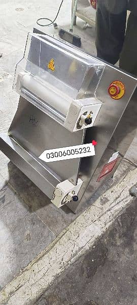 pizza dough roller we hve pizza oven fast food machinery restaurant 0