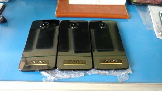 Moto Z3 10/10 Fresh 4/64 Order Now