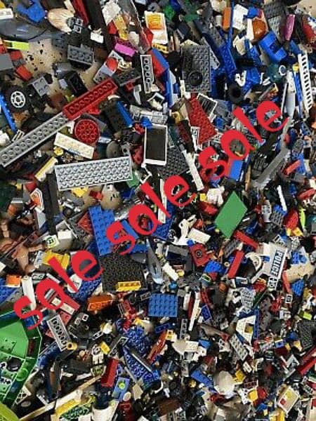 Sale LEGO Random Mixed Pieces in a Good Condition 2 Minifigure Free. 0
