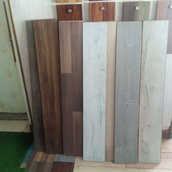 Vinyl flooring,Wooden floor,Rugs,Window blinds,wooden work,interior de 5