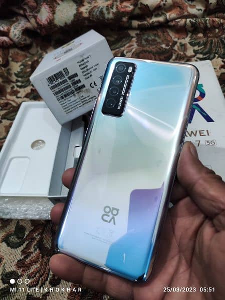 Huawei nova 7 (5g) 8+5=13/256gb excellent condition full box 18