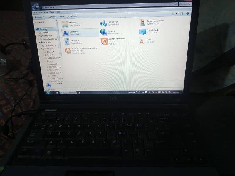 HP laptop for sale complete urgent  price negotiable 8