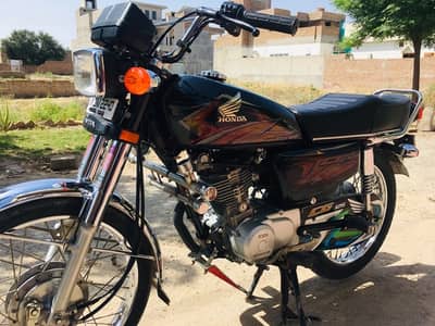 Honda CG125 2021 Model
