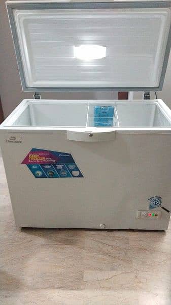 One Door Freezer Dawlance.