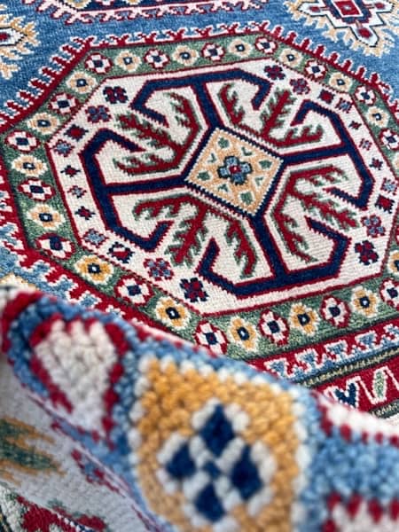 Handmade imported carpet 4x6 free home deliver 6