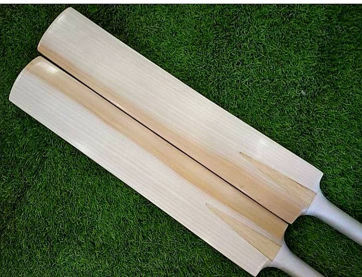 Cricket club style hardball bat and full English willow 2.6 weight 6