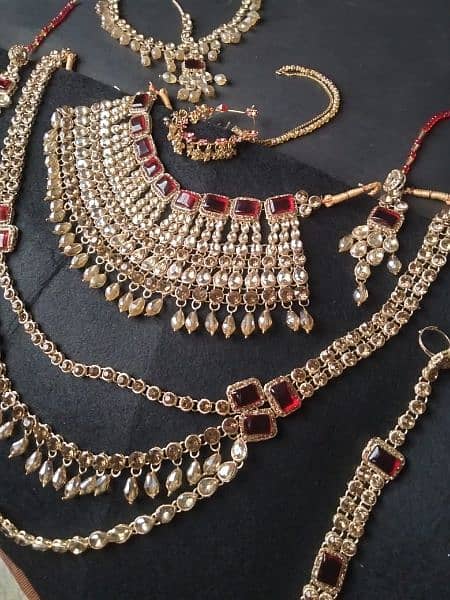 Artificial Gold Jewellery Set 0