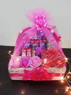 Custamized gift baskets available 0