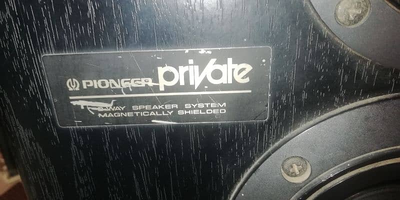 PIONEER AMPLIFIER 530WATT ND PIONEER SPEEKER 75+75 WATTS 10