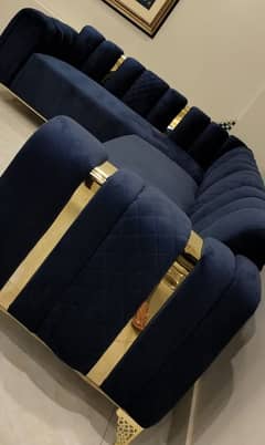 L-shape sofa 0