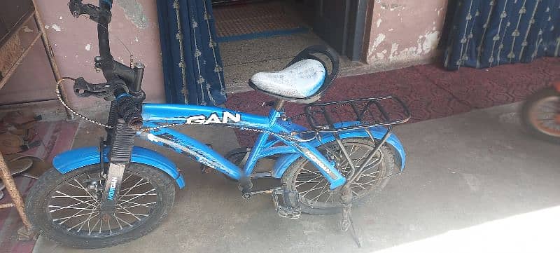 Available two cycles for sale in good condition 2
