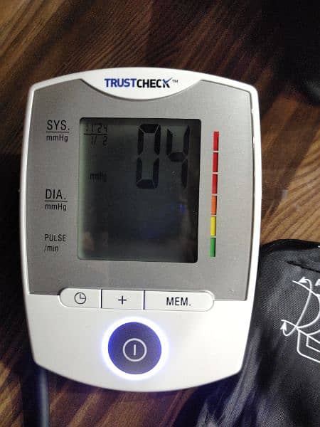 Blood Pressure Machine (Digital) 4