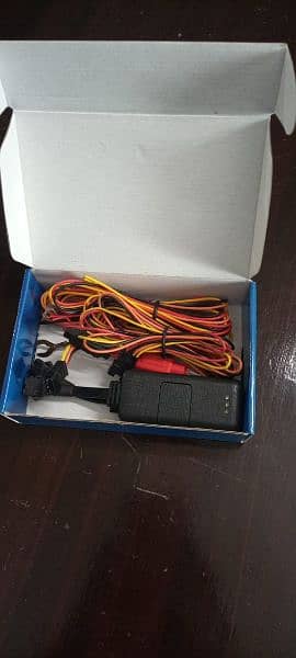 GPS 4G Latest Car Tracker Available with Mobile App