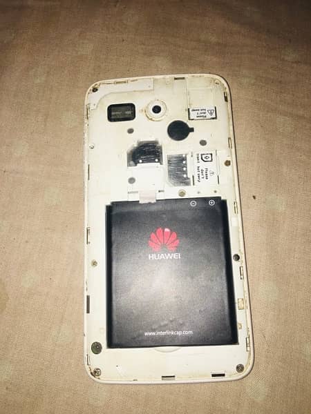 Huawei Y511 1
