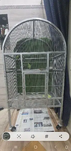 Khud tayar krwaya hai cage heavy weight wire with Back full wall grass — photo 2