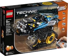 LEGO Technic Remote Controlled Stunt Racer 42095 Building Kit.