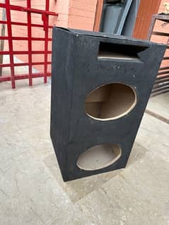 car speaker box