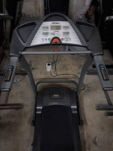 treadmils. (0309 5885468). ellapticls. spin bikes. gym cycles 9