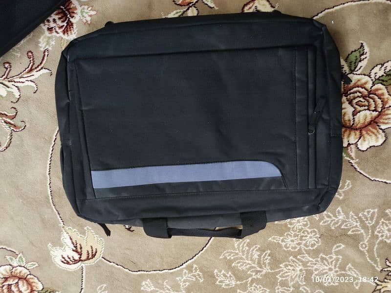 Selling Laptop Bags, 6