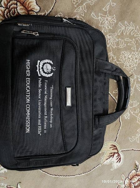 Selling Laptop Bags, 14