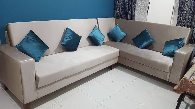 New L shape 6 seater sofa with 6 cushions for sale 4