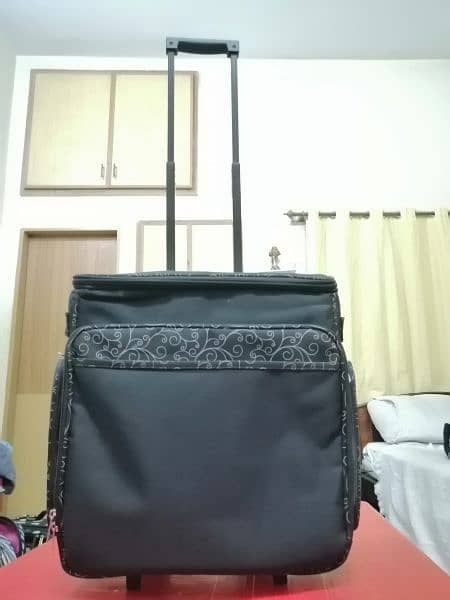 Black Wheeled Trolley bag, Imported 0