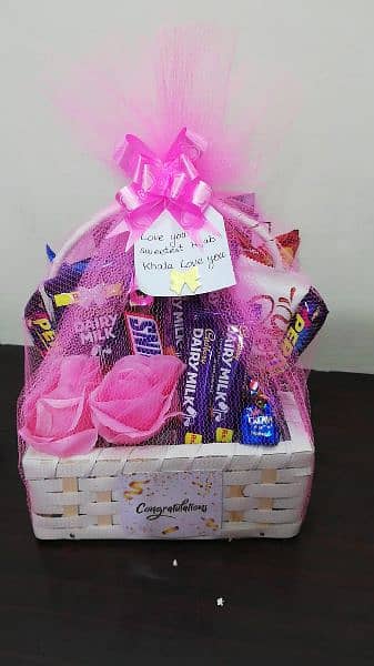 customized gift basket n gift boxes available 2