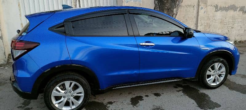 Honda Vezel like a new car 2