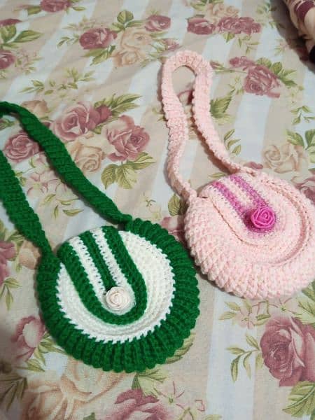 crochet hand made keychain, pursue and much more 0