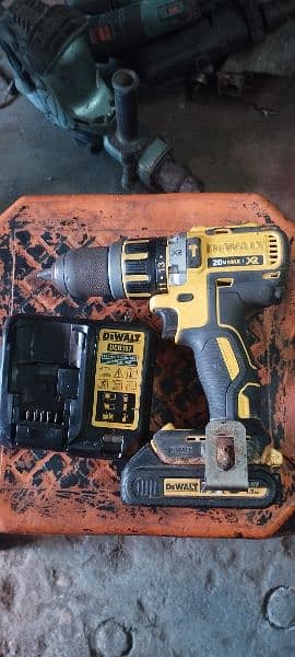 Dewalt 3 Function Drill (DCD-795) 1