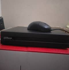 dahua 4ch DVR with 1TB hardriv 1month use