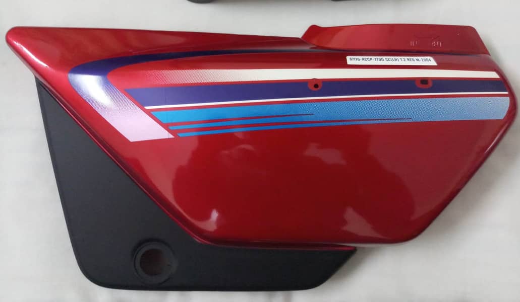 Honda Cd 100 Side covers 2004 model 1