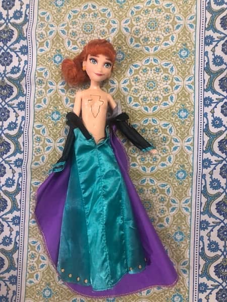 Barbie / Elsa anna dolls of good quality 5