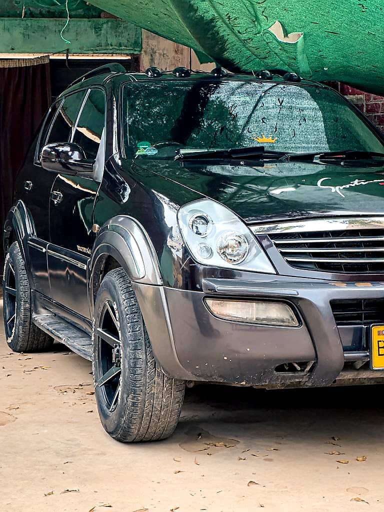 Ssangyong Rexton RX2.7XDI made by Mercedes 7