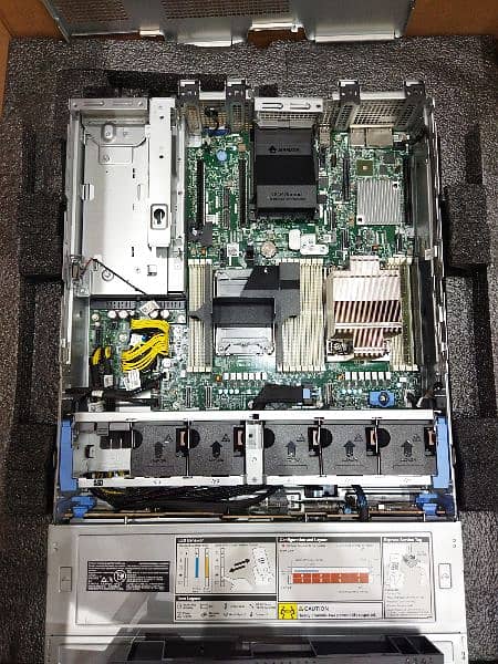 DELL R750XS SERVER 4310- 16GB-2.4TB-800Watts Dual Power supply 8