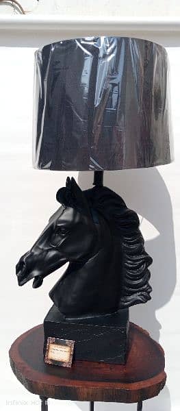 Horse  lamp black 1