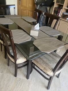 Dining table with 6 chairs