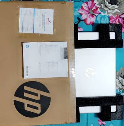 Hp 15s du2126Tu Core i3 10 generation just box open brand new.