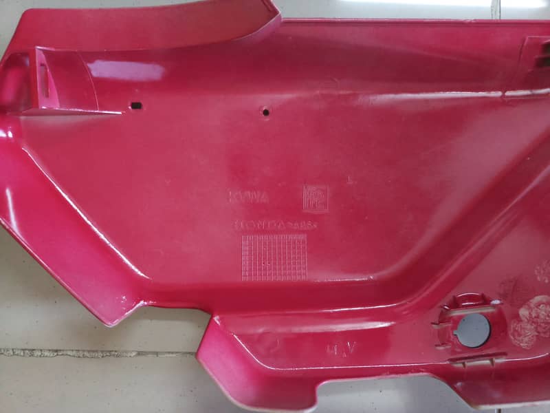 Honda Cd 100 Side covers 2004 model 5