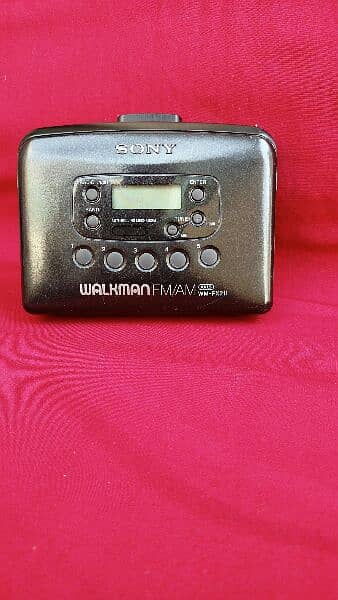 vintage sony walkman Old is gold 6