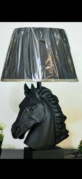 Horse  lamp black 2