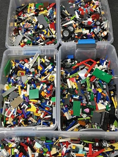 Lego mix pcs with free mini figures 0