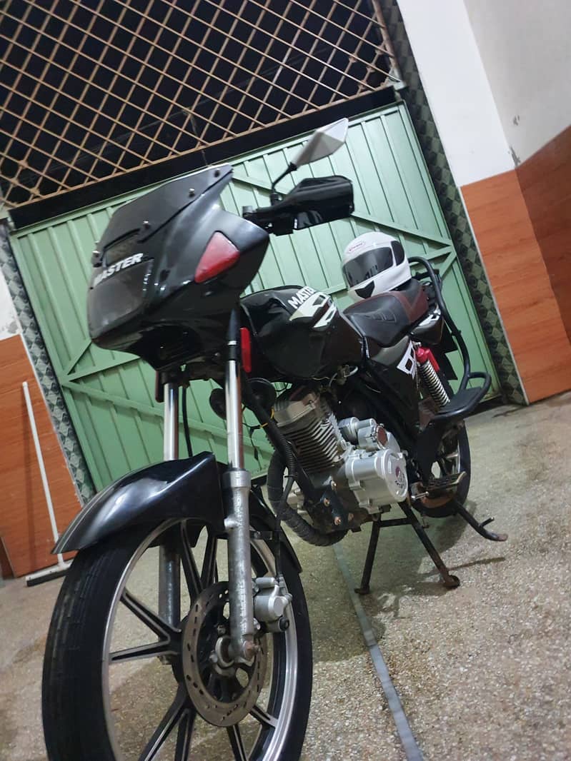 Master md 125 sports bike/heavy bike better than ybr , Honda 150 0