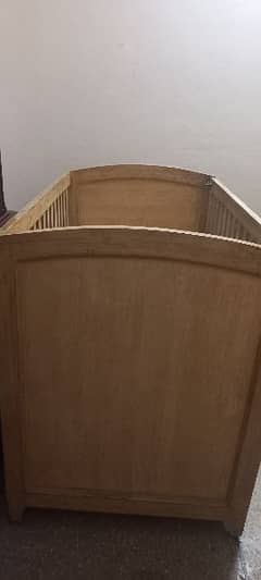 baby cot