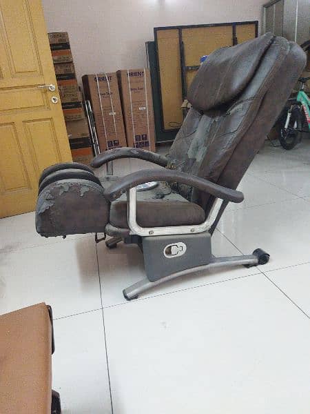 massage chair urgent sale 0