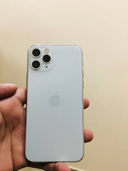 iPhone 11 pro LLA non pta esim non active 03l818l7515 0