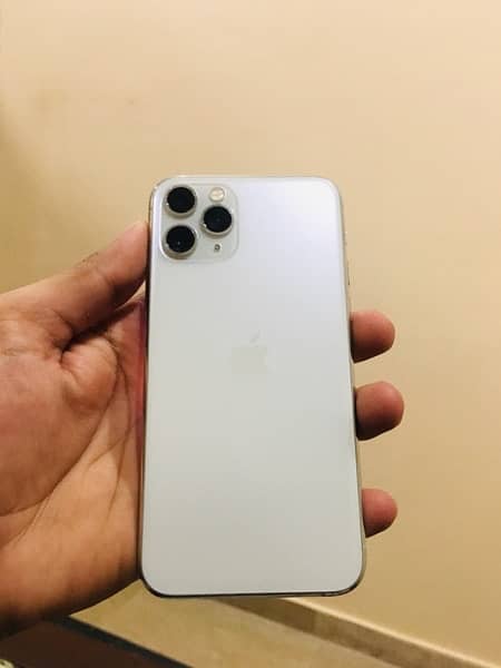 iPhone 11 pro LLA non pta esim non active 03l818l7515 7