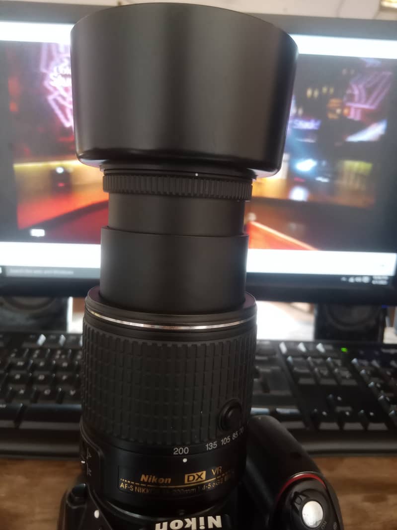 Nikkon D3300 with 55-200mm VR lens 5
